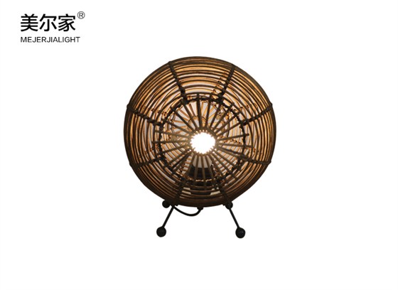 藤编台灯